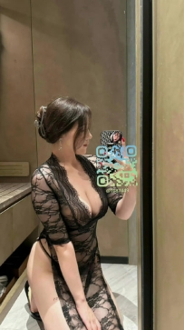 【蒙娜 168/F/40歲  50kg 】身材超辣的美魔女御姐 +1k享受超值無套服務