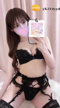 🐱『小愛 ｜158cm・D杯・21歲』· 喜歡耳邊輕語、偷偷親親 · 如果你喜歡被挑逗、被撩