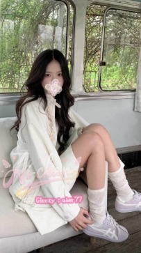 素人清楚系模特，年輕稚嫩 一個字嫩 兩個字很嫩！乖巧